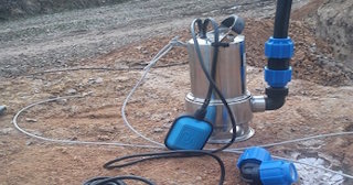 Установка дренажного насоса в Краснокаменске - услуги от СантехДомКсн, расценки от 3126 рублей